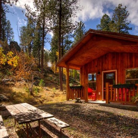 Villa Yak Ridge Cabins And Farmstead By Mount Rushmore Keystone Exterior foto