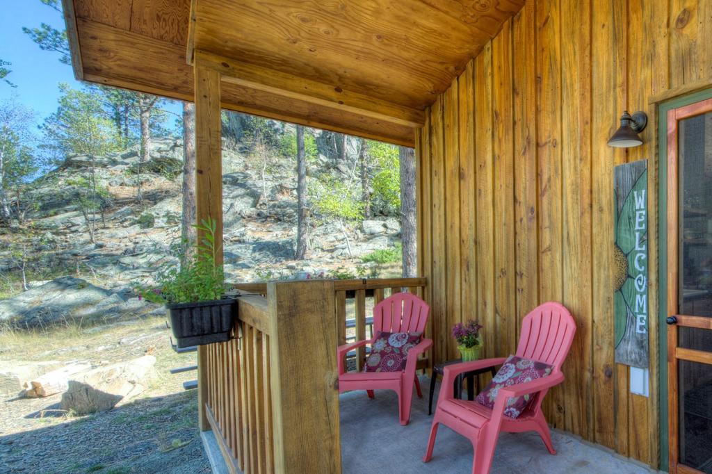 Villa Yak Ridge Cabins And Farmstead By Mount Rushmore Keystone Exterior foto