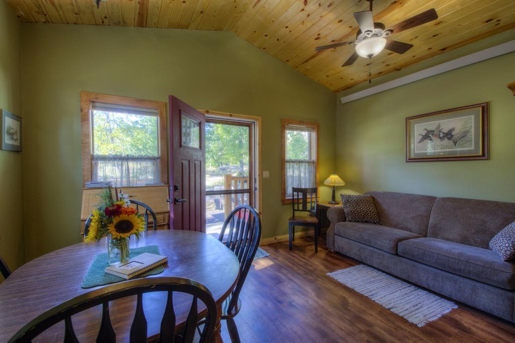 Villa Yak Ridge Cabins And Farmstead By Mount Rushmore Keystone Exterior foto
